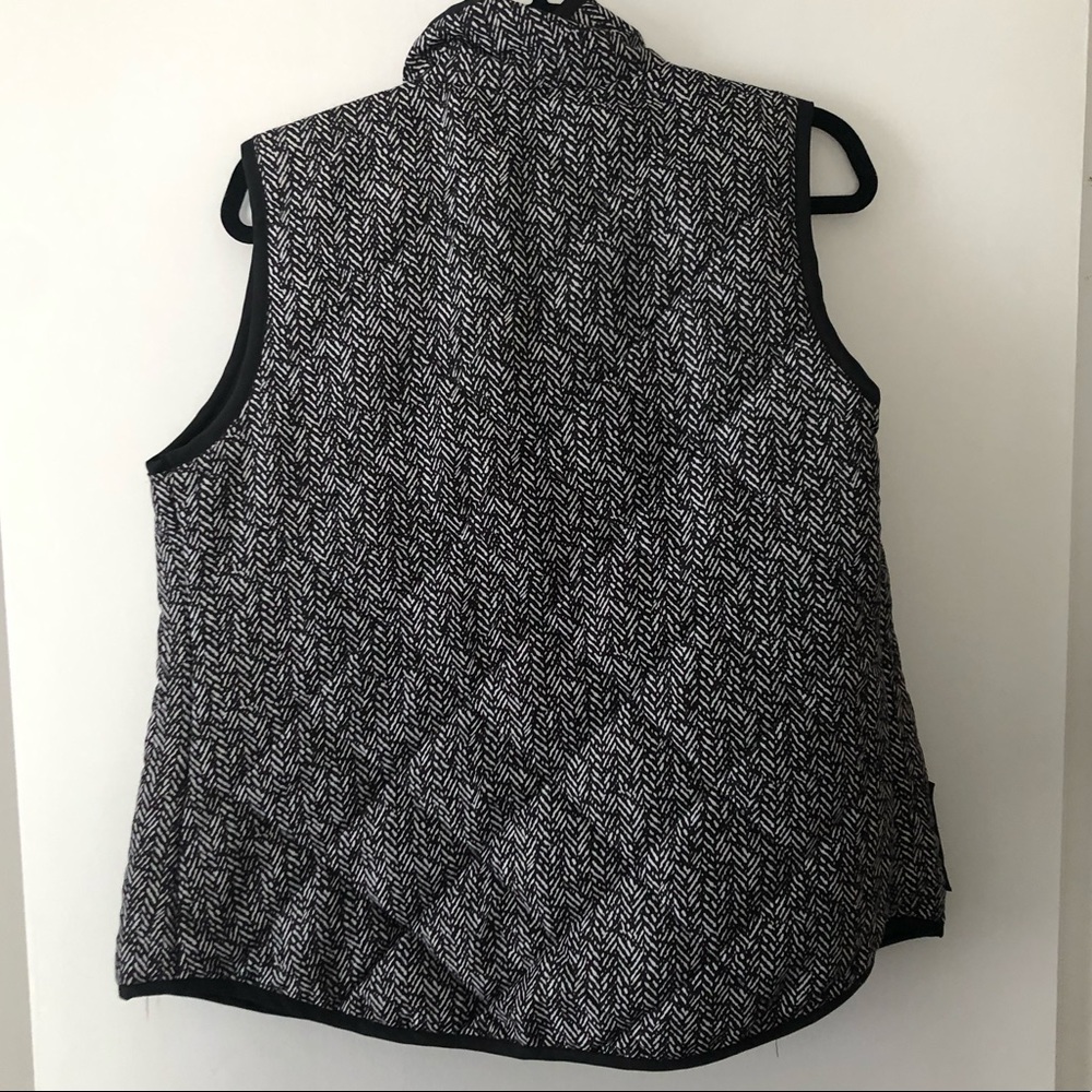 Houndstooth Vest - Picture 3 of 5